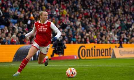 Frida Maanum in action.