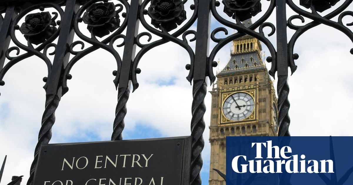 Security vetting stepped up after MP is given bodyguard with far-right links Security vetting stepped up after MP is given bodyguard with far-right links