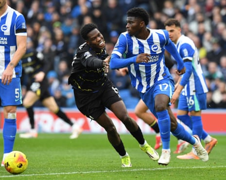 Manchester United make £65m offer for Brighton’s Carlos Baleba