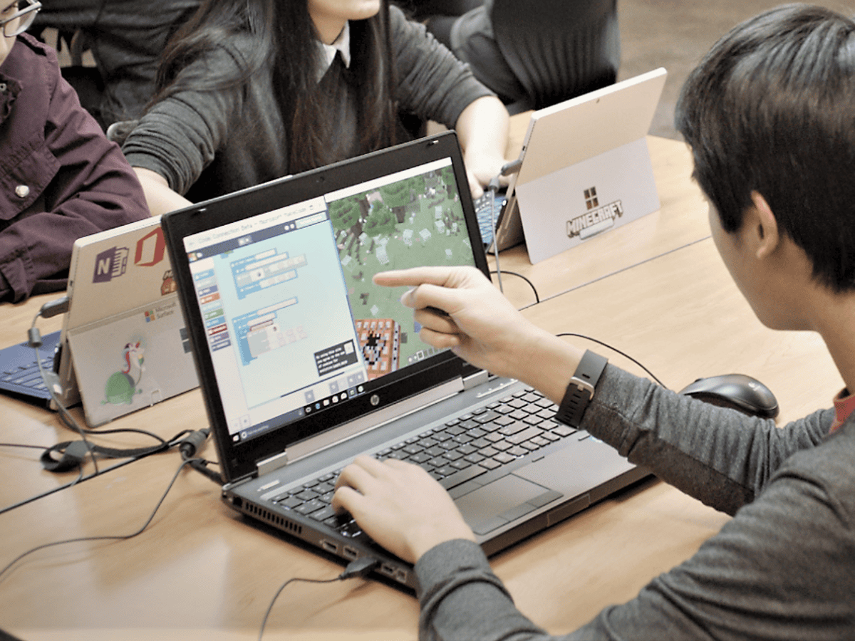 What S The Best Gaming Laptop To Replace A Macbook Air For Minecraft Laptops The Guardian What S The Best Gaming Laptop To Replace A Macbook Air For Minecraft Laptops The Guardian