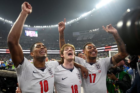 Jude Bellingham, Anthony Gordon and Morgan Rogers celebrate after England's win over Mexico