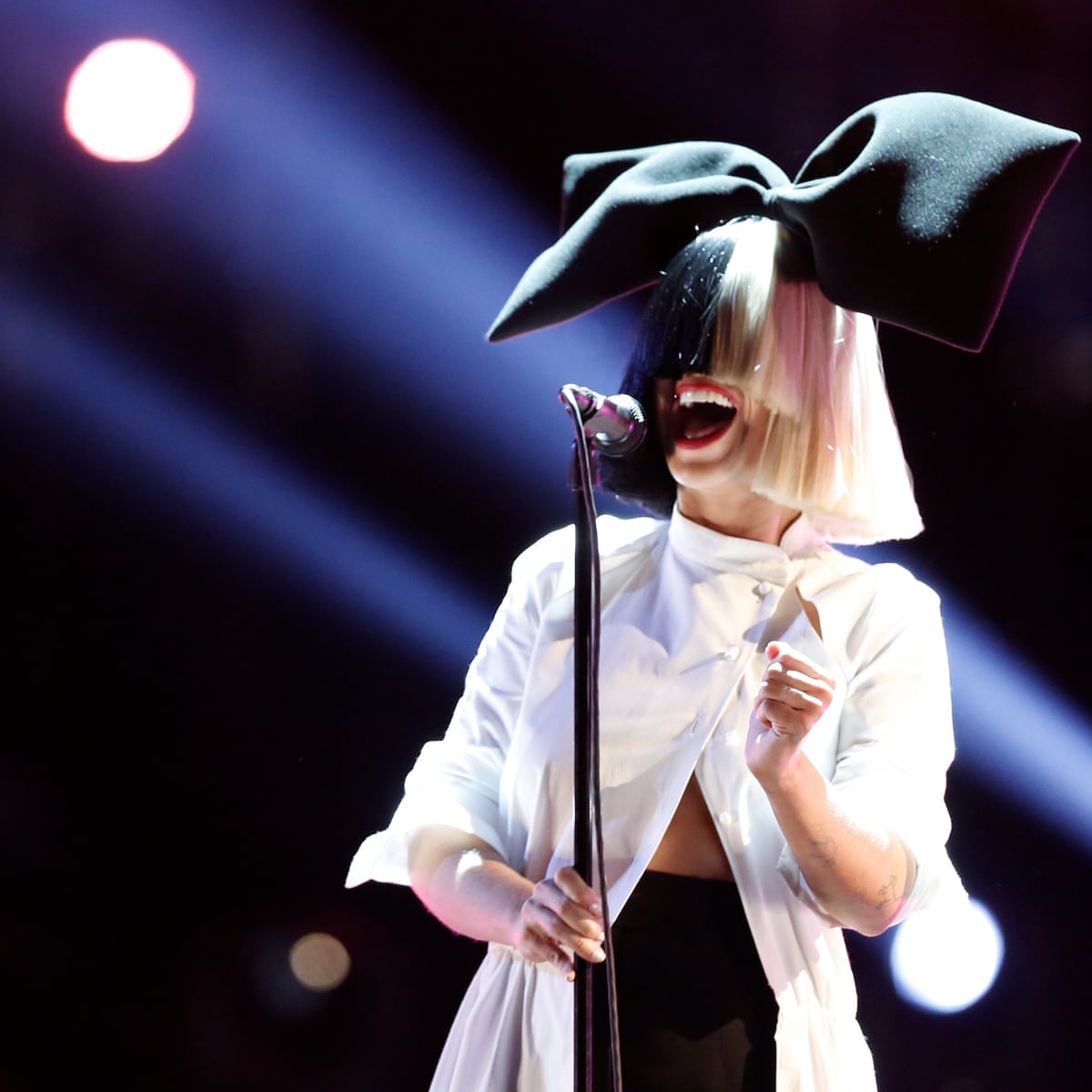 Sia Everyone In Entertainment Is Insecure We Ve Been Dancing Our Entire Lives For Your Approval Music The Guardian