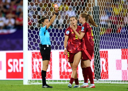 Silvia Gasperotti shows a red card to Carlotta Wamser during the Euro match between Sweden and Germany.