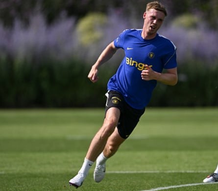 Cole Palmer during a training convention astatine Chelsea’s training ground