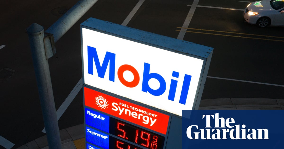 ExxonMobil and Chevron top estimates for Q3 as Americans feel gas price pain