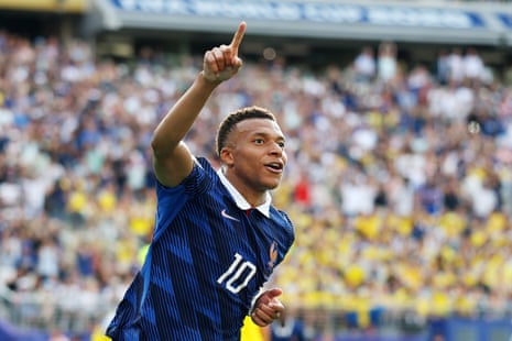 Mbappe celebrates