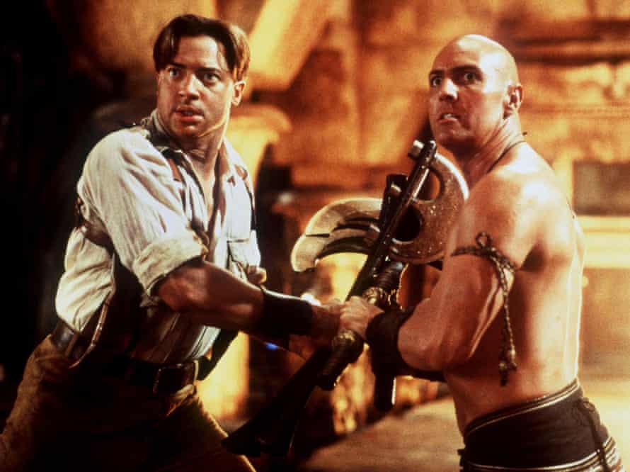 The Mummy: Brendan Fraser and Rachel Weisz’s adventurous romp catches lightning in an urn | TV streaming 1 Brendan Fraser plays rakish American adventurer Rick O’Connell while Arnold Vosloo plays the titular Mummy.