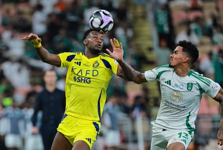 Galeno and Jhon Durán vying for possession in the Saudi Pro League.
