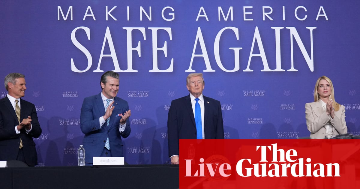 Senate minority leader rejects Trump’s ultimatum over strict voter ID law amid DHS shutdown – US politics live | US news Senate minority leader rejects Trump’s ultimatum over strict voter ID law amid DHS shutdown – US politics live | US news