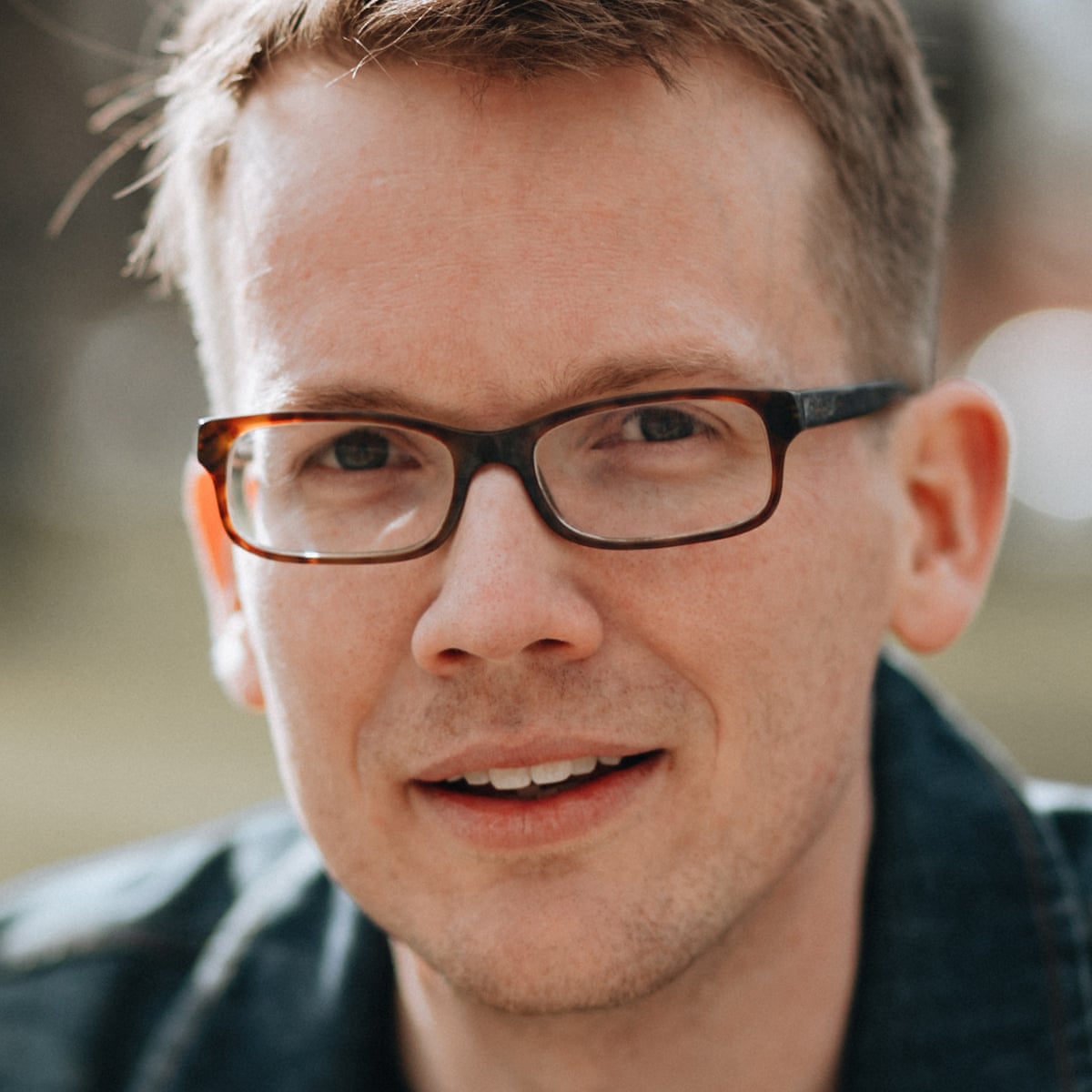 Hank Green 2025 Wife, net worth, tattoos, smoking & body facts Taddlr