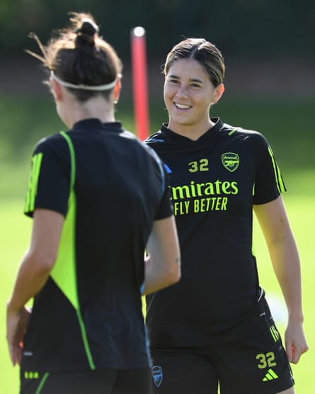 Kyra Cooney-Cross in Arsenal training