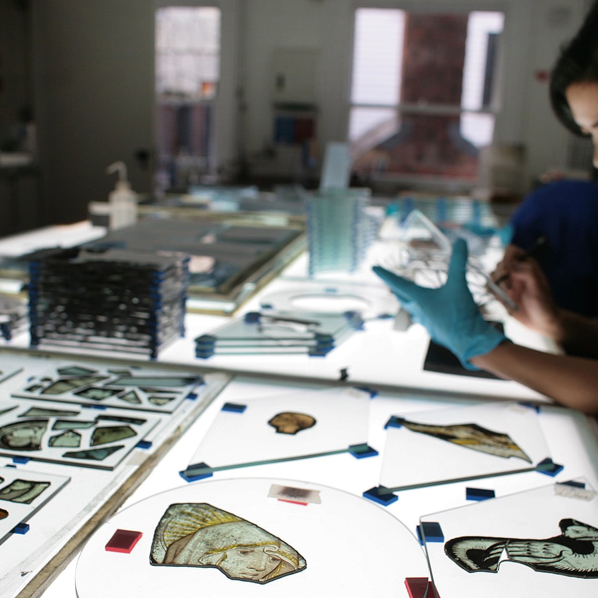Westminster Abbey S Attics Yield A Treasure Trove Of Stained Glass Archaeology The Guardian Westminster Abbey S Attics Yield A Treasure Trove Of Stained Glass Archaeology The Guardian