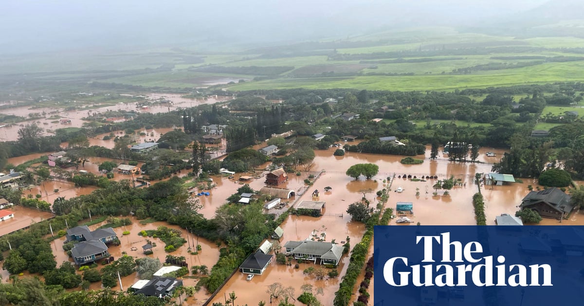 Hawaii urges residents to ‘leave now’ amid worst flooding in over 20 years