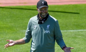 Klopp in training with Liverpool