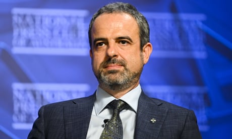 AMA president Dr Omar Khorshid says it is unlikely Covid lockdown measures in Sydney and regional NSW can contain the Delta coronavirus outbreak.