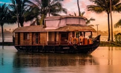 Houseboat on the river in Cochin, where you can find the biggest harbor of India!