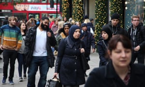 Christmas Shoppers on Oxford Street