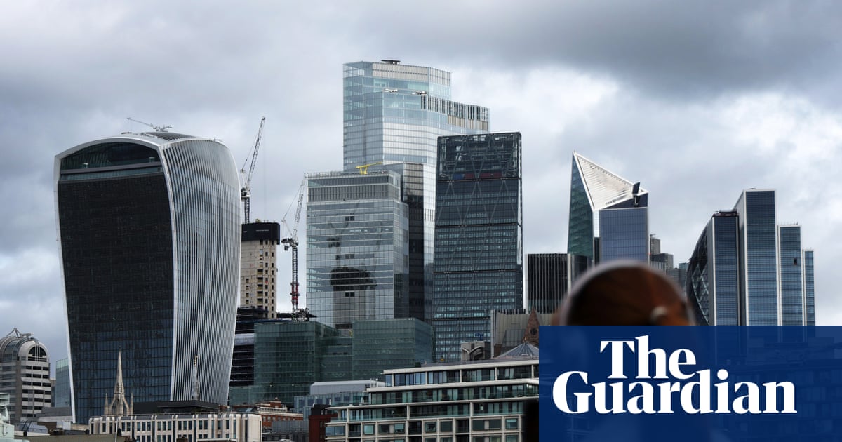 UK economy expands as GDP rises by 0.1% in August ahead of crucial budget