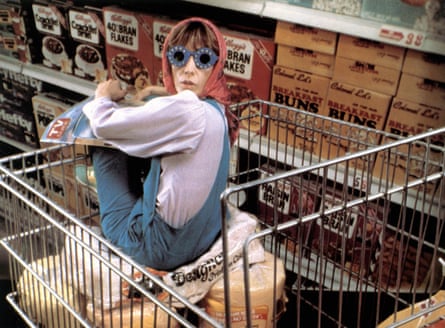 Tomlin in The Incredible Shrinking Woman