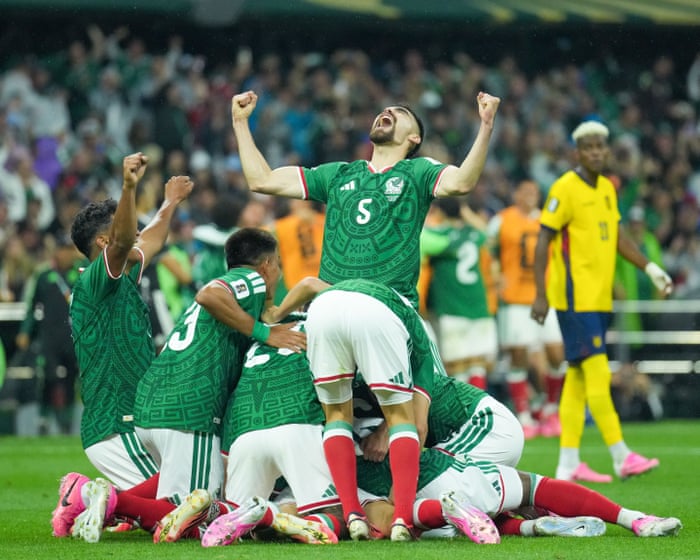 Mexico end World Cup knockout drought with last-32 win over Ecuador in Azteca cauldron