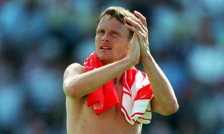 Teddy Sheringham applauds the crowd after England's win against Tunisia