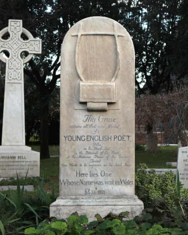 La tombe de Keats dans le cimetière protestant de Rome.