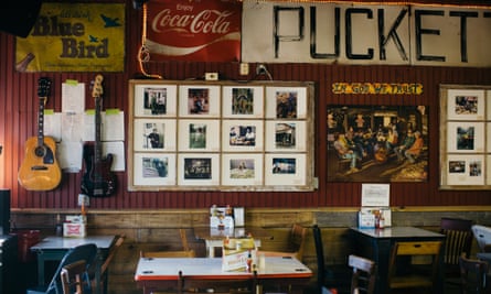 Interior of barbecue joint Puckett’s of Leiper’s Fork, near Nashville, US.