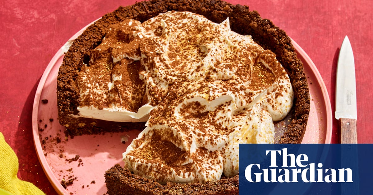 Ixta Belfrage’s vegan recipe for chocolate and tahini cream tart