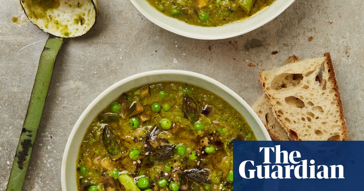 Meera Sodha’s vegan recipe for courgette, pea and asparagus soup