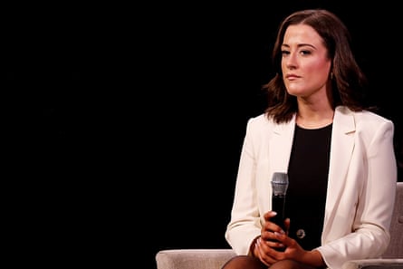 a women with mic