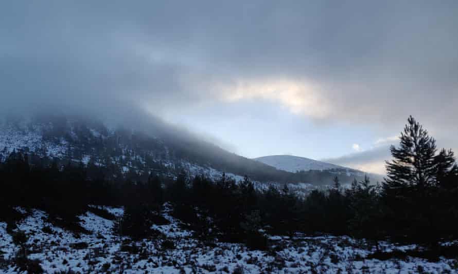 Creag Dhubh in mist.