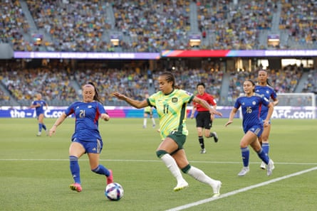 Mary Fowler made her long-awaited return from injury in the second half.