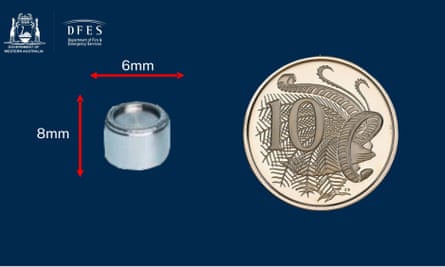 A graphic showing the size of the capsule with arrows and measurements, next to a 10 cent coin. The capsule is smaller than the coin