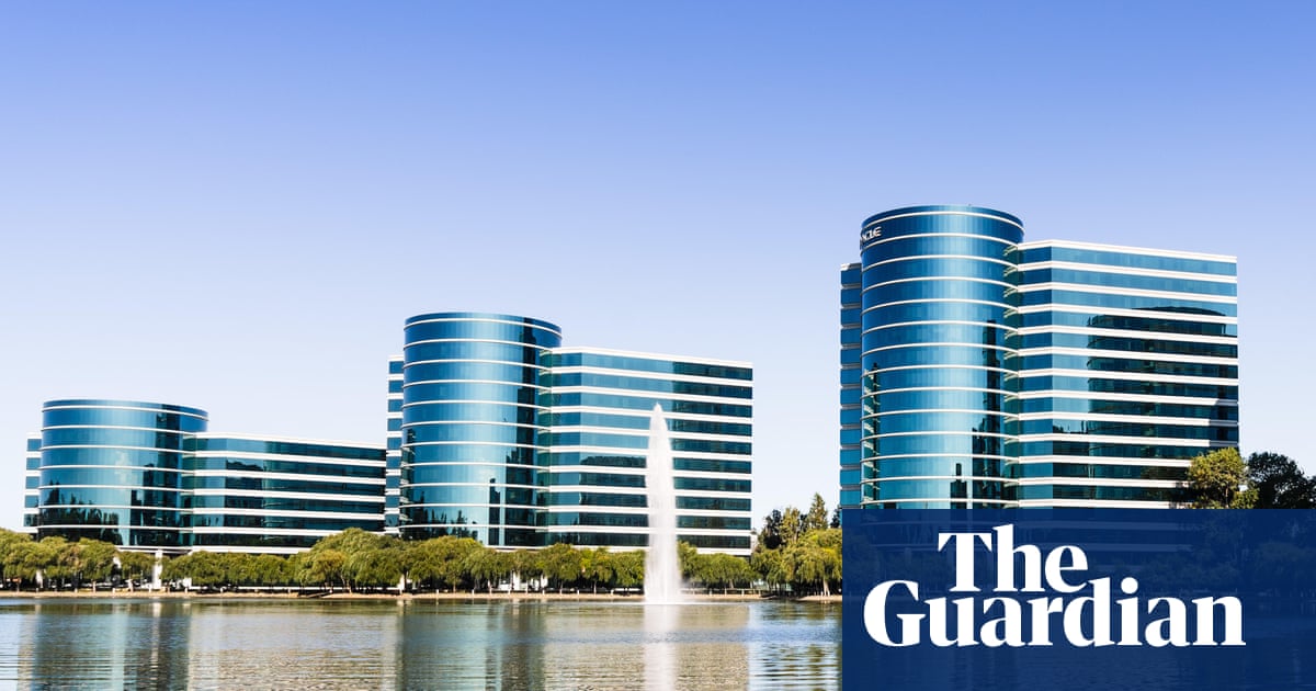 Disappointing Oracle results knock $70bn off value amid AI bubble fears