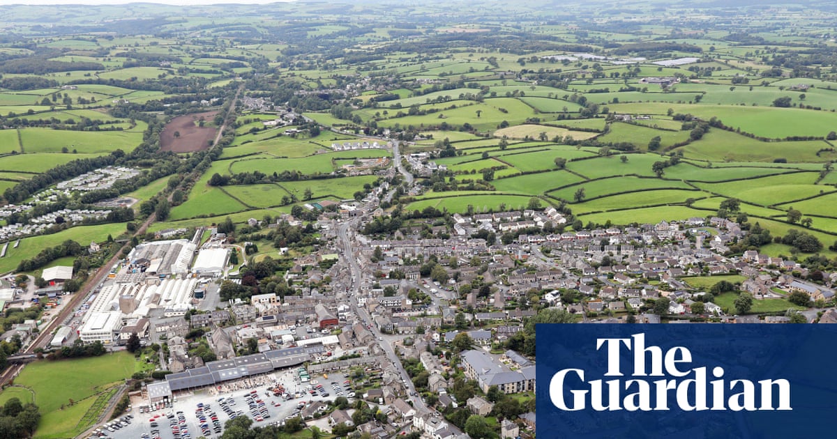 Use of toxic Pfas in consumer goods must be urgently restricted, MPs say