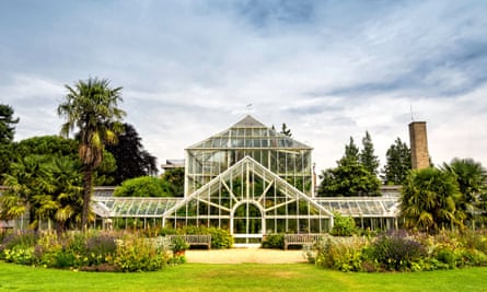 Large greenhouse at Cambridge University Botanic Garden, England, UK