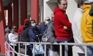 Record 3 3m Americans File For Unemployment As The Us Tries To Contain Covid 19 Business The Guardian
