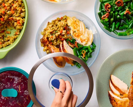 Don’t wait for prime day. We found the 31 best early deals from amazon and its competitors | homes Anyday 4-piece glass round dish set + cookbook bundle