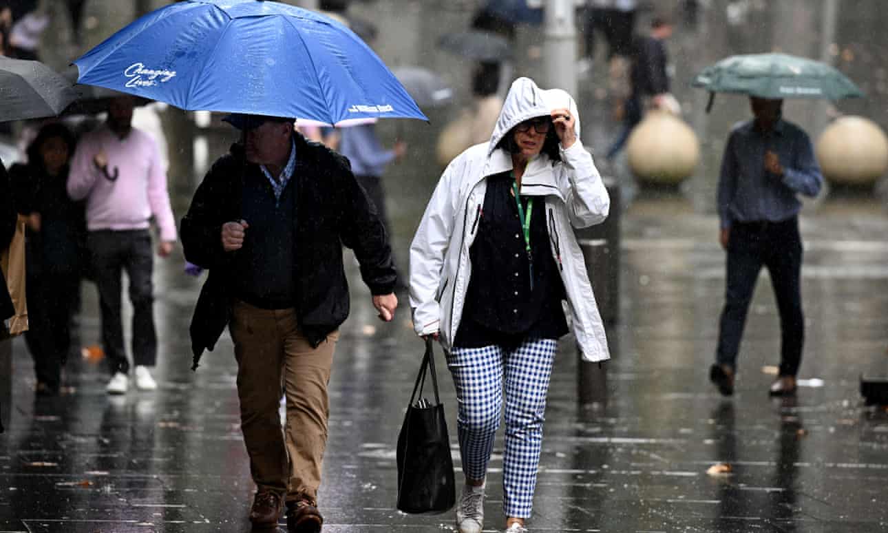 Clima de Sydney: intensas lluvias amenazan inundaciones importantes en Nueva Gales del Sur mientras el SES emite advertencias para conductores.