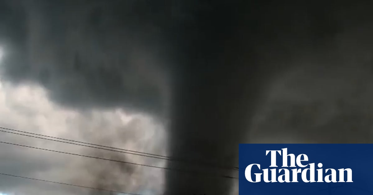Massive tornado tears through homes in Oklahoma, injuring at least 10