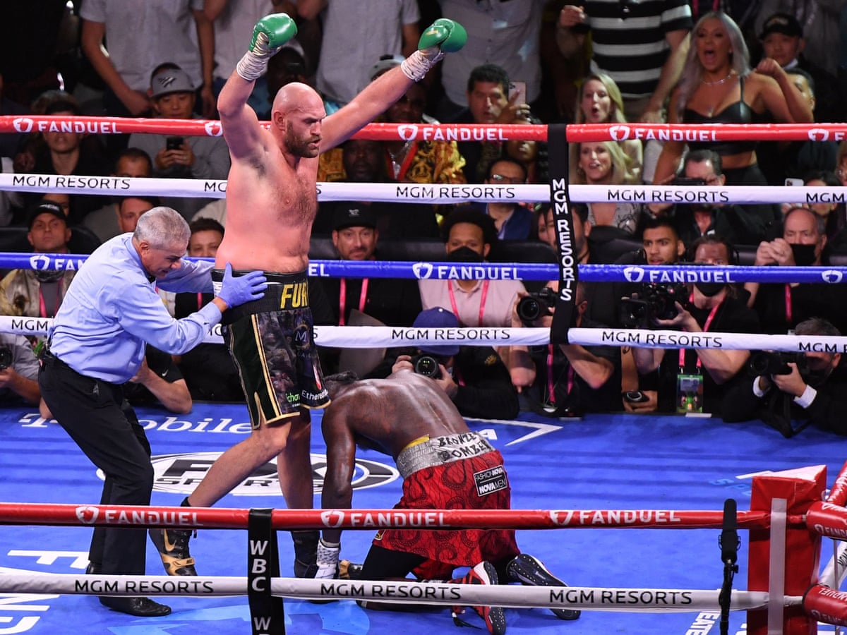 tyson fury beats deontay wilder to retain wbc heavyweight boxing title as it happened sport the guardian tyson fury beats deontay wilder to retain wbc heavyweight boxing title as it happened sport the guardian