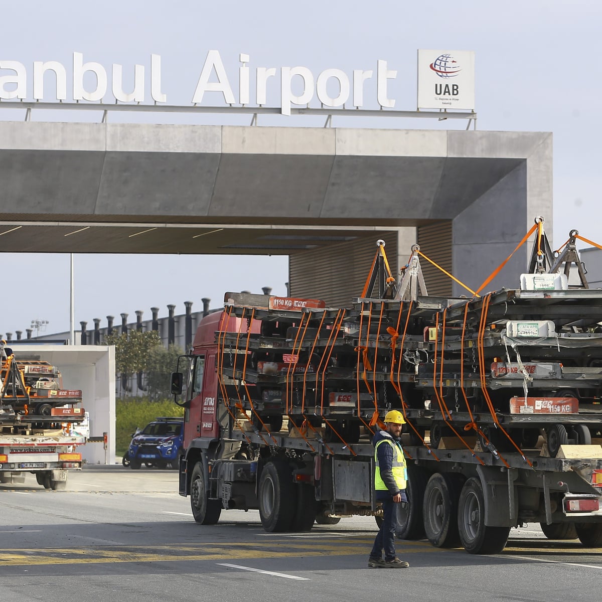Turkish Airlines Is Switching To A New Istanbul Airport All In 45 Hours Cities The Guardian