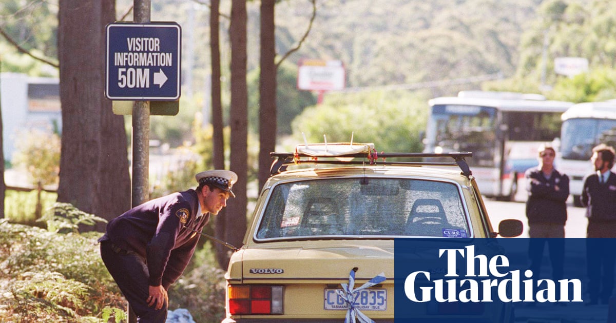 Peter James rushed to help during the Port Arthur massacre: Some people were falling apart. I would become one of them'