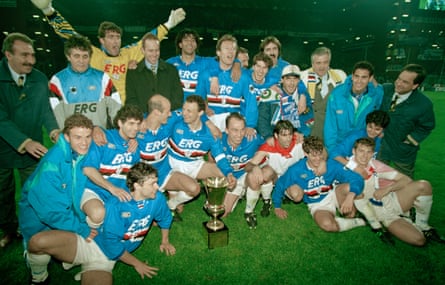 The Sampdoria team, including David Platt (front row, centre), observe aft their triumph against Ancona successful the 2nd limb of the Coppa Italia last successful April 1994. Sampdoria won 6-1.