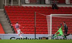 Jordan Thompson of Stoke City scores a goal to make it 1-1.