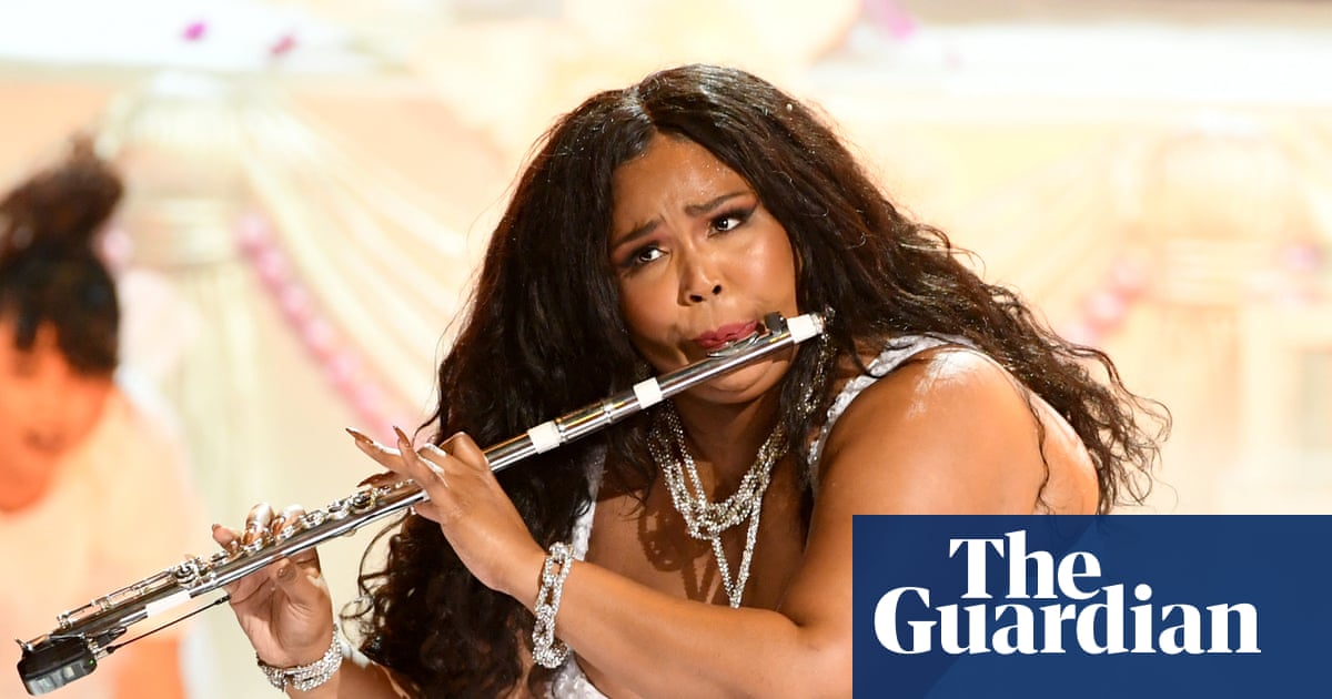 Flutes You Lizzo And The Woodwind Renaissance Music The Guardian Flutes You Lizzo And The Woodwind Renaissance Music The Guardian