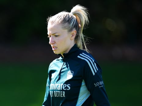 लिआ विलियमसन को आज आर्सेनल के लंदन कॉल्नी ट्रेनिंग ग्राउंड में अपनी गति से आगे बढ़ना पड़ा।