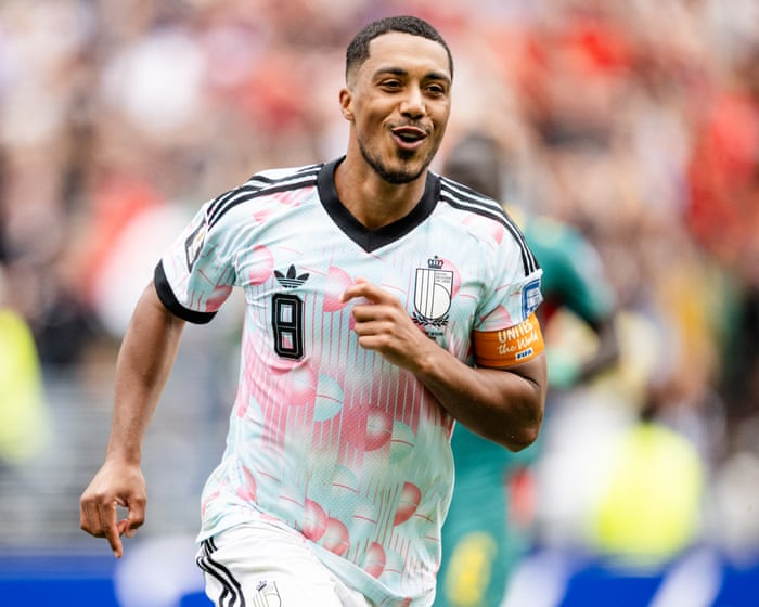 Manchester United in advanced talks to sign Youri Tielemans from Aston Villa