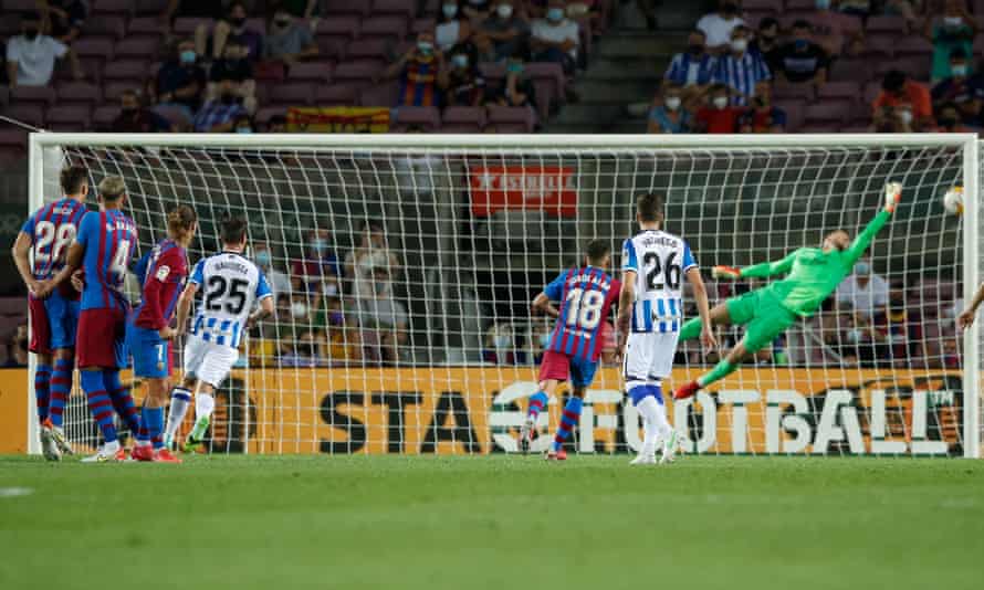 Real Sociedad’s Mikel Oyarzabal scores their second goal