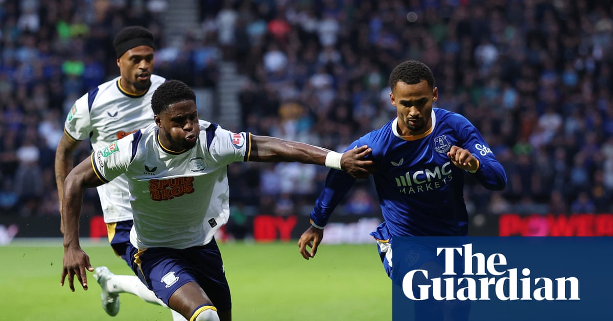Premier League news: David Moyes unsettled by Manchester City’s interest in Iliman Ndiaye